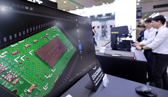 "전력배출계수 갱신 3년→1년 단축"… 반도체協 "부담 완화, 환영"