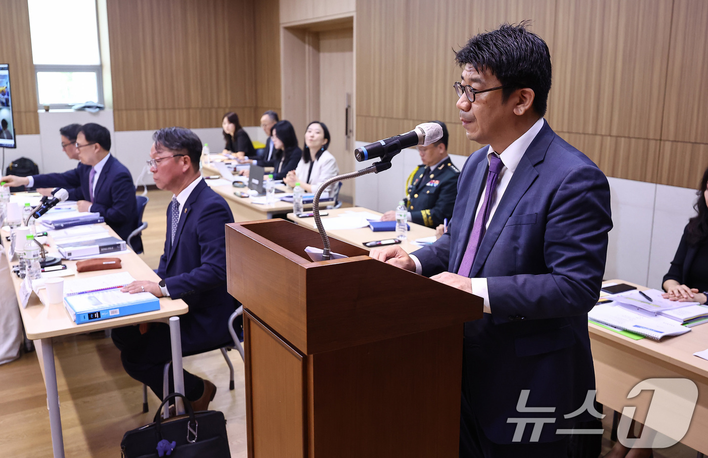 (프놈펜(캄보디아)=뉴스1) 김도우 기자 = 김현수 주캄보디아 대사대리가 22일(현지시간) 캄보디아 프놈펜 주캄보디아 한국 대사관에서 열린 외교통일위원회 주캄보디아대사관·주베트남대 …