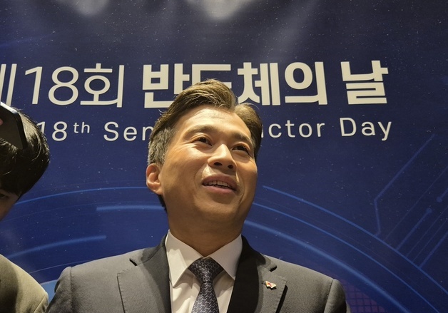 곽노정 SK하닉 대표 "액면분할 지금 당장 계획 없어"