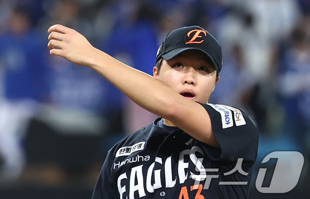 본문 이미지 - 한화 이글스 투수 정우주. 2025.10.22/뉴스1 ⓒ News1 김성진 기자