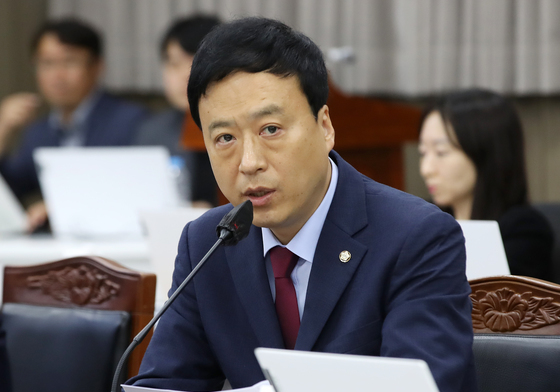 국힘 원외당협 78명 "정성국, 천박한 특권의식…사퇴하라"