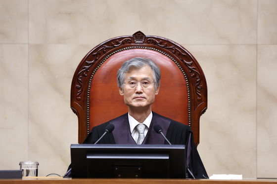 조희대 "법원 향한 우려 무겁게 받아들여…국민 눈높이서 성찰"