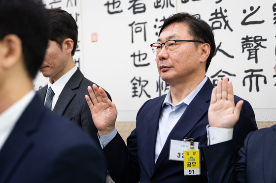 법관 기피 신청에 중단된 이화영 '술파티 위증' 재판 3월3일 재개