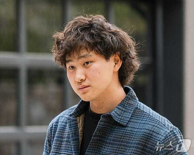 본문 이미지 - 알렉산더 왕 메타 최고AI책임자&#40;CAIO&#41;&#40;위키커먼스 갈무리&#41;