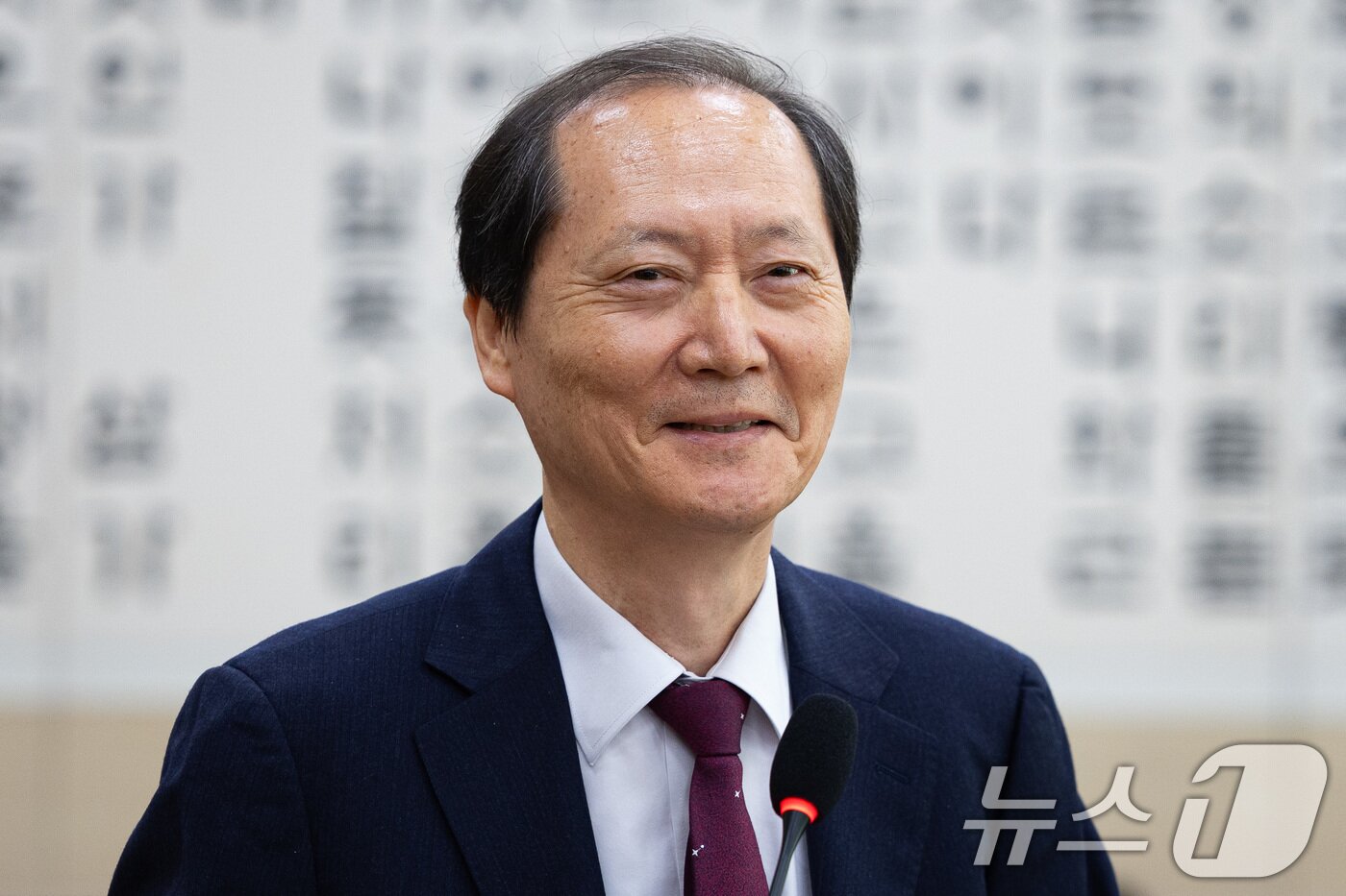 본문 이미지 - 이완규 전 법제처장. 2025.10.24/뉴스1 ⓒ News1 유승관 기자