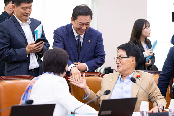 박지원 "대장동 언급하면 할수록 국힘 '프레임'에…언제 法·檢이 우리편? 한마디만"