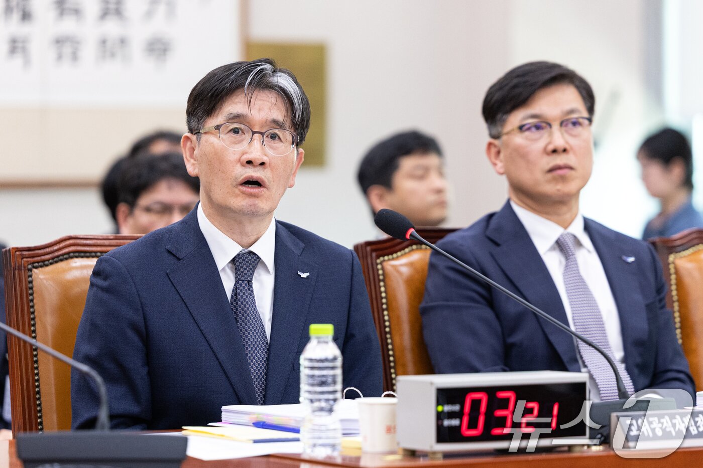 본문 이미지 - 오동운 공수처장이 24일 서울 여의도 국회에서 열린 법제사법위원회 고위공직자범죄수사처 등에 대한 국정감사에 출석해 의원 질의에 답변하고 있다. 2025.10.24/뉴스1 ⓒ News1 이승배 기자