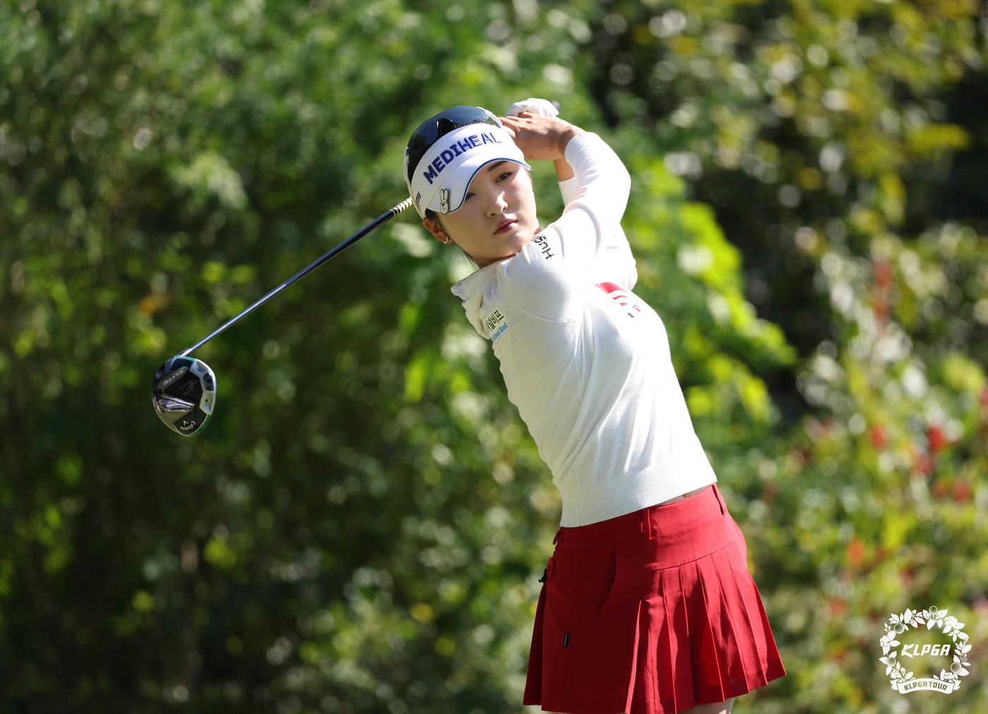 (서울=뉴스1) = 이예원이 24일 전남 나주 해피니스CC에서 열린 광남일보 해피니스오픈 1라운드 1번 홀에서 티샷을 하고 있다. (KLPGA 제공. 재판매 및 DB 금지) 202 …