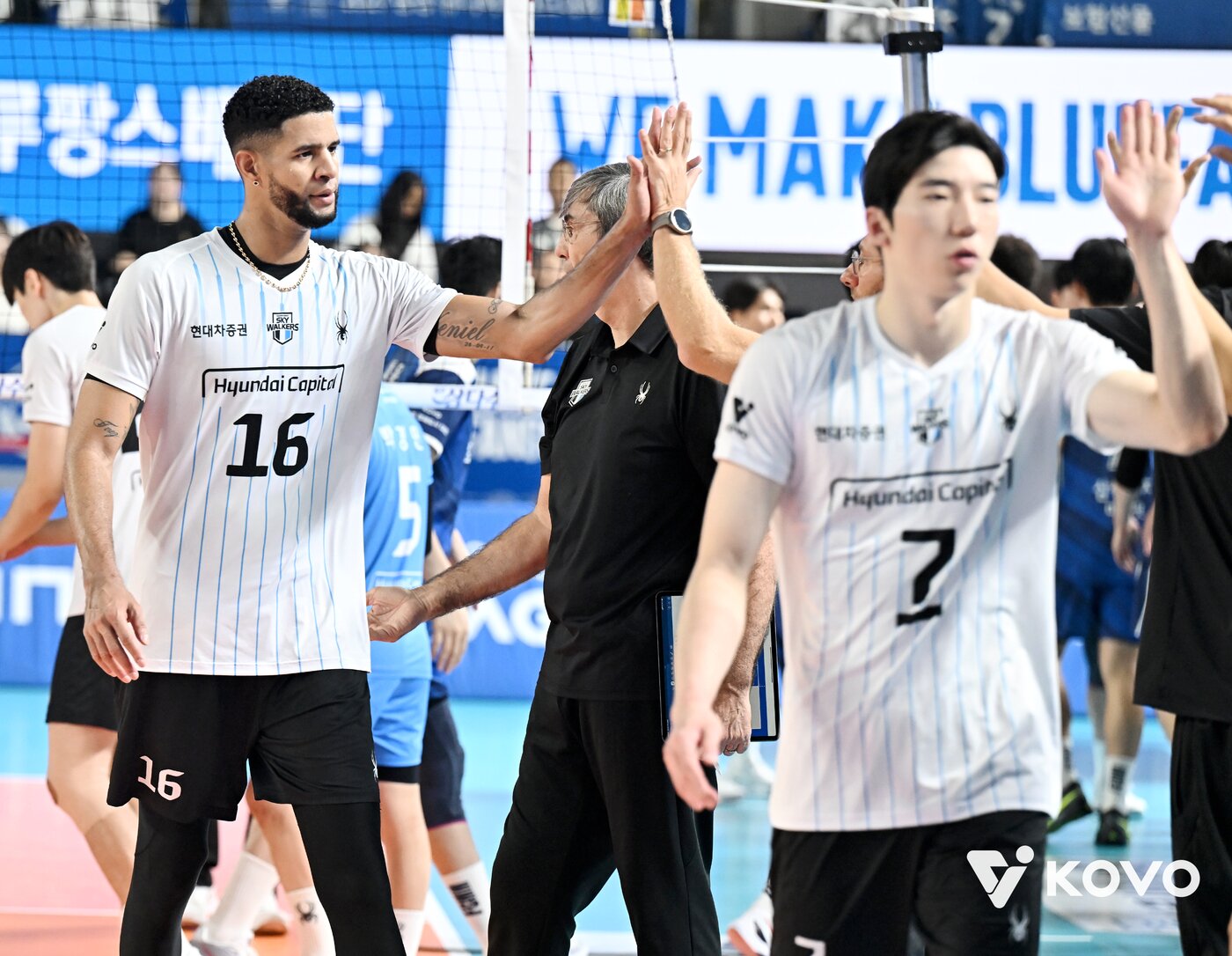 본문 이미지 - 현대캐피탈 선수들. &#40;KOVO 제공&#41;