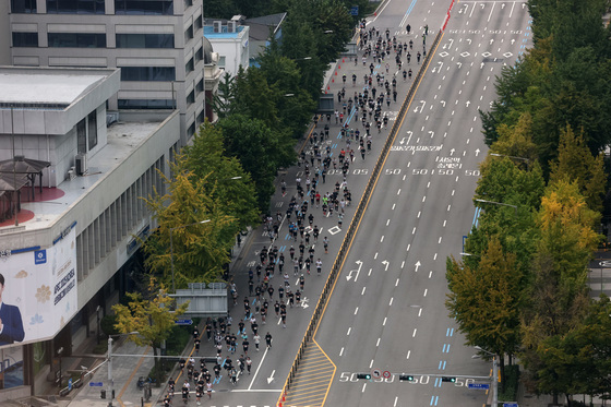 서울 도심 달리는 러너들