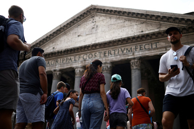 "이민자 위협 트럼프 싫어서"…지난해 美방문 외국인 6% 줄어