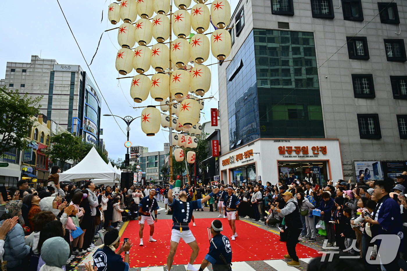 본문 이미지 - 속초 자매도시 일본 요나고시 공연단.&#40;속초시 제공, 재판매 및 DB 금지&#41; 2025.10.26/뉴스1