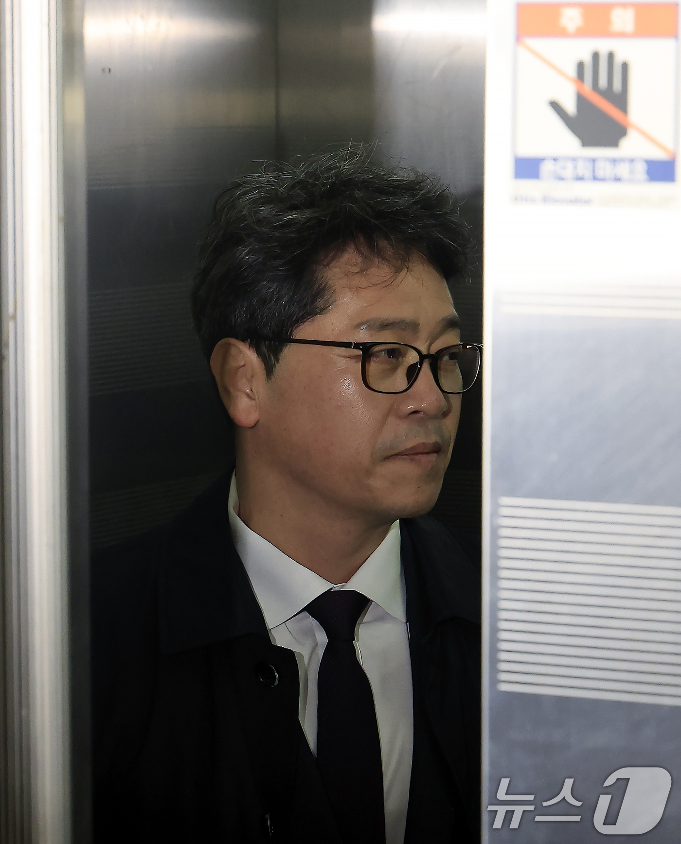 (서울=뉴스1) 박정호 기자 = 박석일 전 고위공직자범죄수사처 수사3부장이 27일 오전 서울시 서초구 서초중앙로 해병대원 순직 사건 관련 의혹을 수사하는 순직해병특검팀(특별검사 이 …