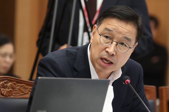 위성곤 "가야할 길 가겠다" 당직 사퇴…제주도지사선거 출마 행보