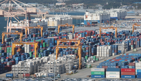 '반도체 슈퍼사이클' 효과…9월 경상수지 135억달러 흑자 '역대 2위'(종합)