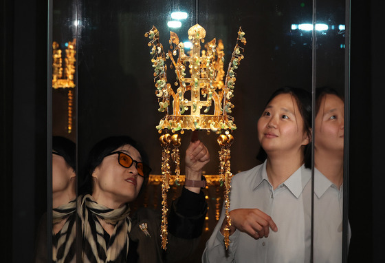 "신라금관은 경주에 있어야 합니다" 시민 서명운동 전개