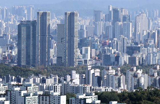똘똘한 한채·상급지 갈아타기…초고가 아파트 거래 일년새 59%↑
