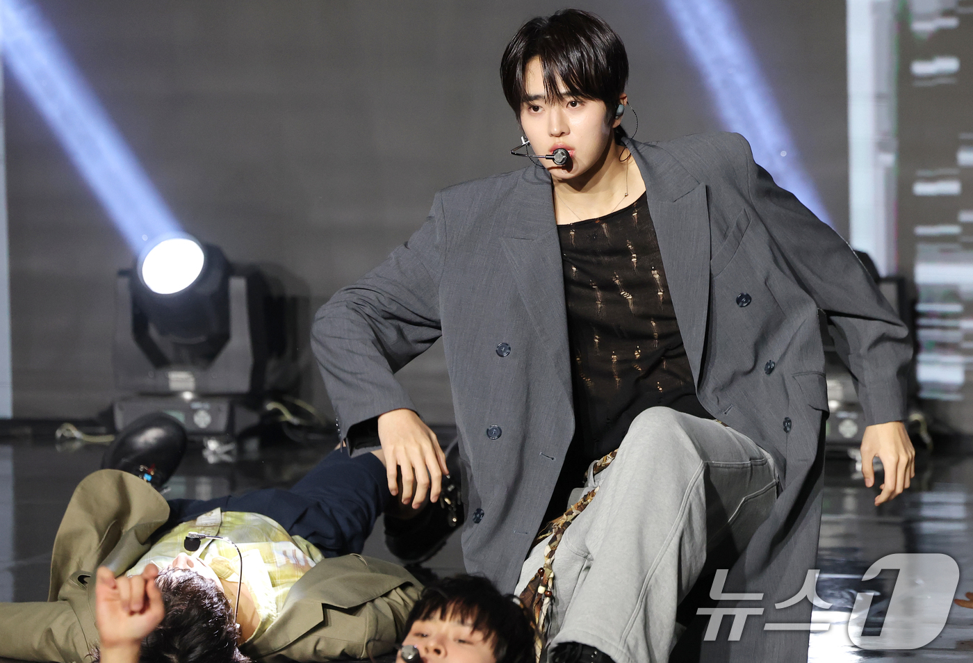 (서울=뉴스1) 권현진 기자 = 그룹 템페스트(TEMPEST) 은찬이 27일 서울 강남구 일지아트홀에서 가진 일곱 번째 미니 앨범  'As I am(애즈 아이 엠)' 발매 쇼케이스 …