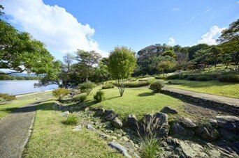 본문 이미지 - '옛돌정원' 전경, 2025. 사진: 김상태. 이미지 제공: 호암미술관