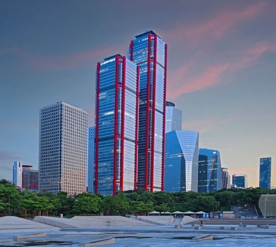 본문 이미지 -  NH투자증권 파크원 사옥. (NH투자증권 제공)