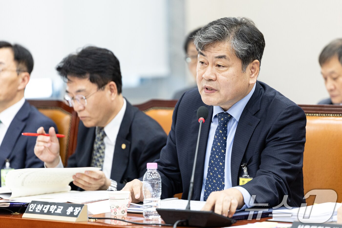 본문 이미지 - 이인재 인천대학교 총장이 28일 서울 여의도 국회에서 열린 교육위원회 서울대학교 등에 대한 국정감사에 출석해 의원 질의에 답변하고 있다. 2025.10.28/뉴스1 ⓒ News1 이승배 기자