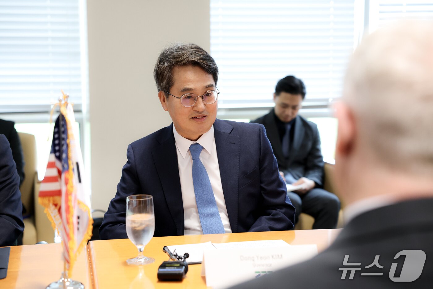 본문 이미지 - 현지시간 27일 오후 미국 보스턴에서 열린 투자협약에서 김동연 경기도지사가 인사말을 하고 있다.&#40;경기도 제공. 재판매 및 DB금지&#41;