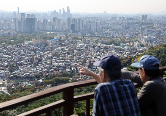 실버스테이 부모 거주하면 자녀도 우선 입주…'세대 결합' 도입