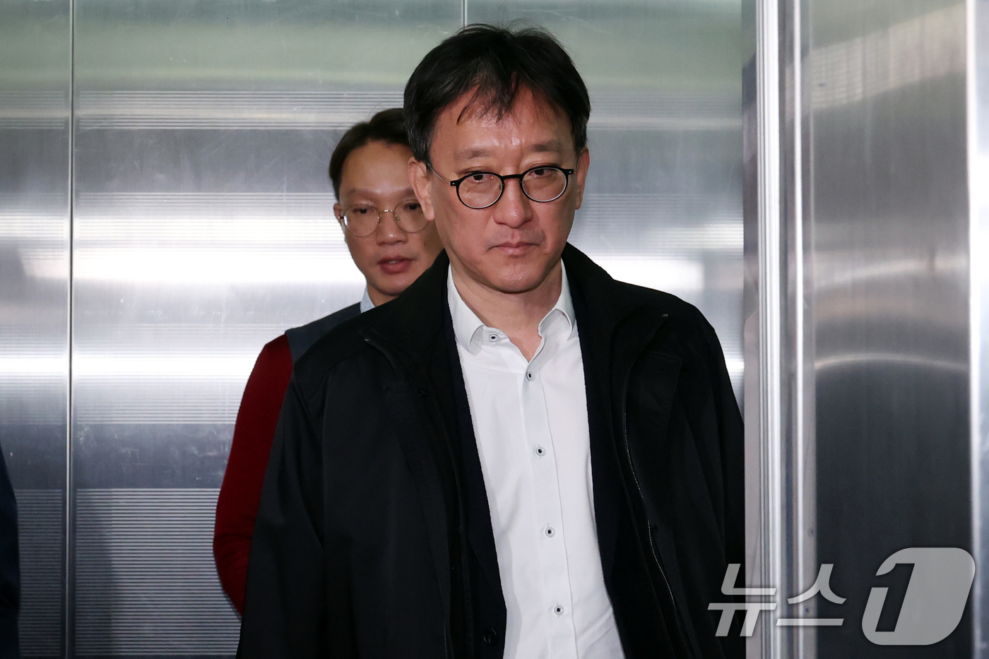 (서울=뉴스1) 김명섭 기자 = 송창진 전 공수처 수사2부장검사가 29일 오전 서울 서초구 해병대원 순직 사건 관련 의혹을 수사하는 순직해병특검팀(특별검사 이명현) 으로 국회 위증 …