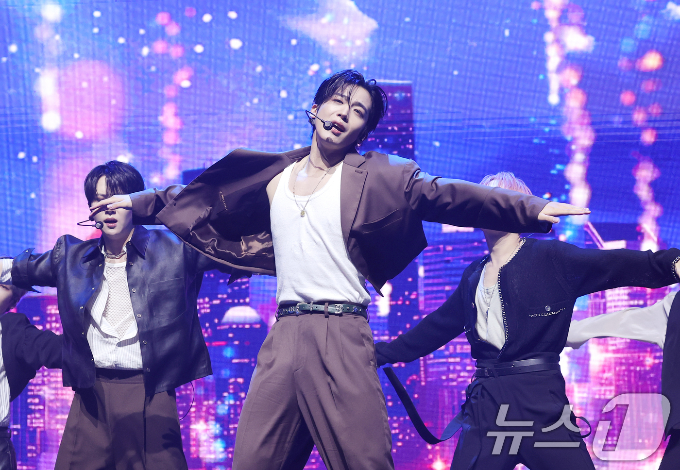 (서울=뉴스1) 권현진 기자 = 그룹 위아이(WEi) 김요한이 29일 오후 서울 광진구 예스24라이브홀에서 가진 여덟 번째 미니 앨범 'Wonderland'(원더랜드) 발매 쇼케이 …