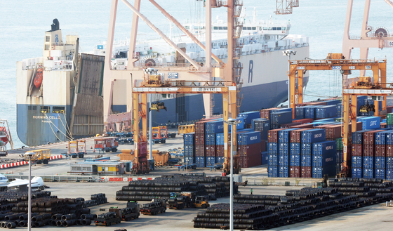 현대글로비스·팬오션↑ HMM↓…해운 3Q 성적표, 사업 다각화에 갈려