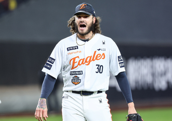 'KBO MVP' 폰세, MLB 토론토 이적…3년 440억원 계약