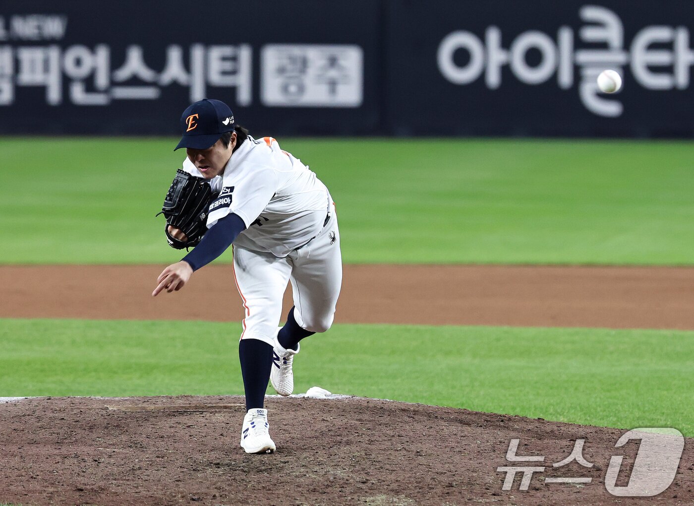 본문 이미지 - 한화 이글스 시절 김범수. 2025.10.29/뉴스1 ⓒ News1 구윤성 기자