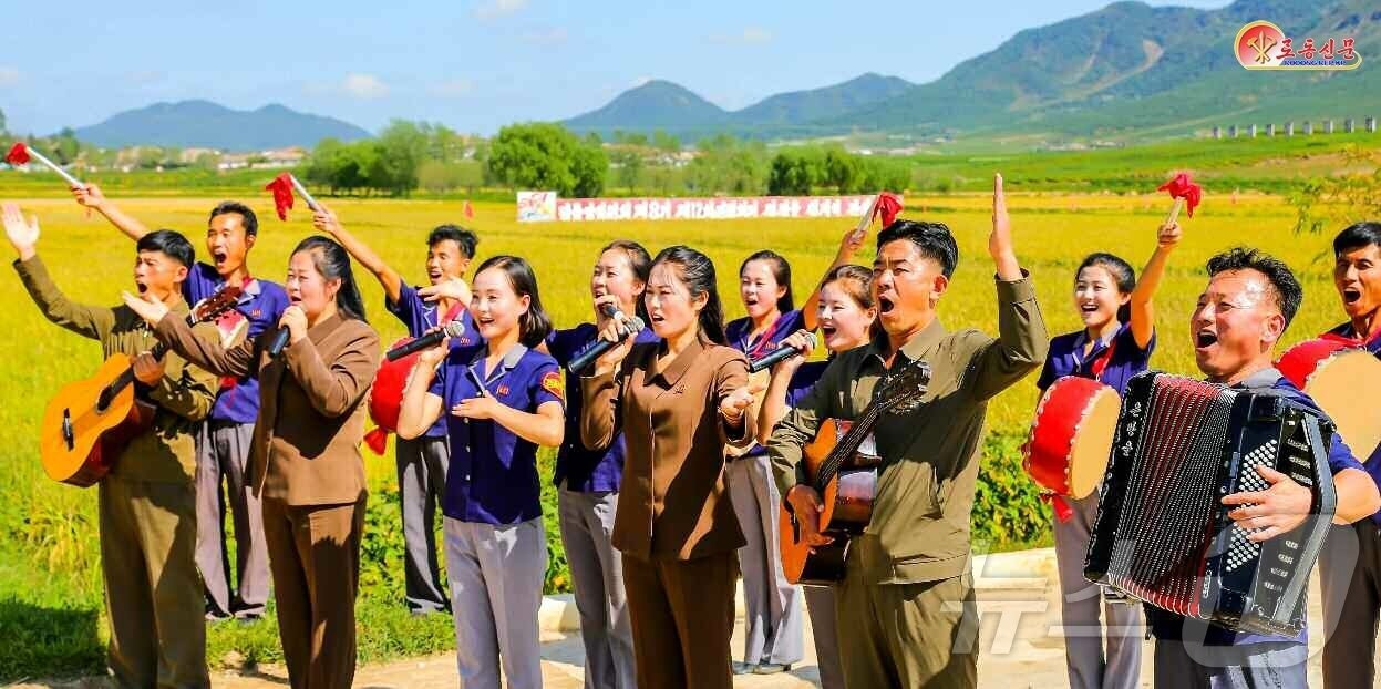 본문 이미지 - &#40;평양 노동신문=뉴스1&#41; = 북한 노동당 기관지 노동신문은 3일 &#34;농사결속을 성과적으로 하여 당창건 80돐&#40;주년&#41;을 맞는 올해를 빛나게 장식하려는 연안군 당위원회의 사상공세는 날이 갈수록 더욱 강화되고 있다＂고 보도했다. [국내에서만 사용가능. 재배포 금지. DB 금지. For Use Only in the Republic of Korea. Redistribution Prohibited] rodongphoto@news1.kr