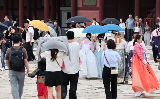 [오늘의 날씨] 대구·경북(5일, 일)…흐리고 약한 비, 낮 최고 26도