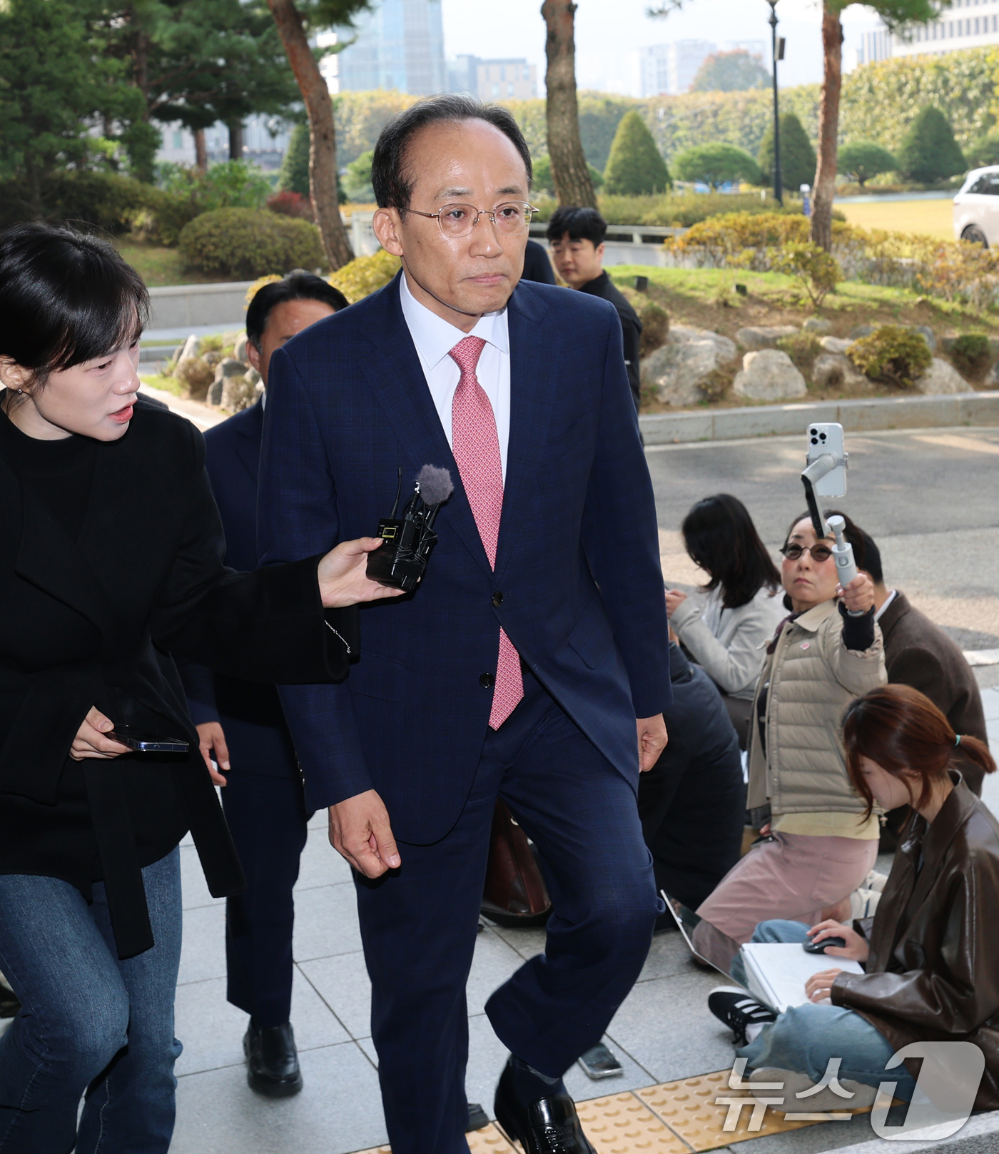 (서울=뉴스1) 오대일 기자 = 국회의 계엄해제 의결을 방해한 의혹을 받는 추경호 전 국민의힘 원내대표가 30일 오전 서울 서초구 서울고등검찰청에 마련된 내란 특검팀(특별검사 조은 …