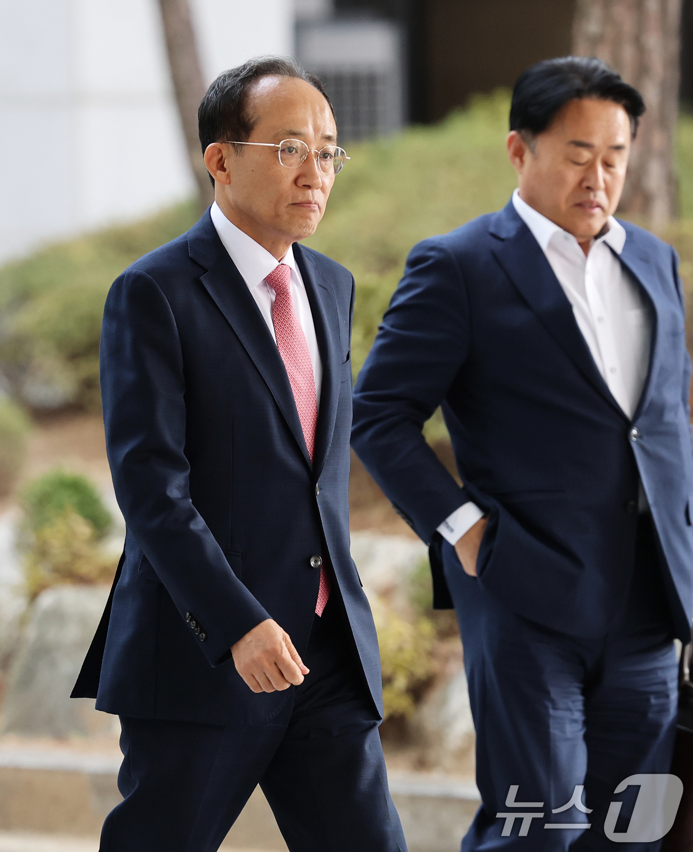 (서울=뉴스1) 오대일 기자 = 국회의 계엄해제 의결을 방해한 의혹을 받는 추경호 전 국민의힘 원내대표가 30일 오전 서울 서초구 서울고등검찰청에 마련된 내란 특검팀(특별검사 조은 …