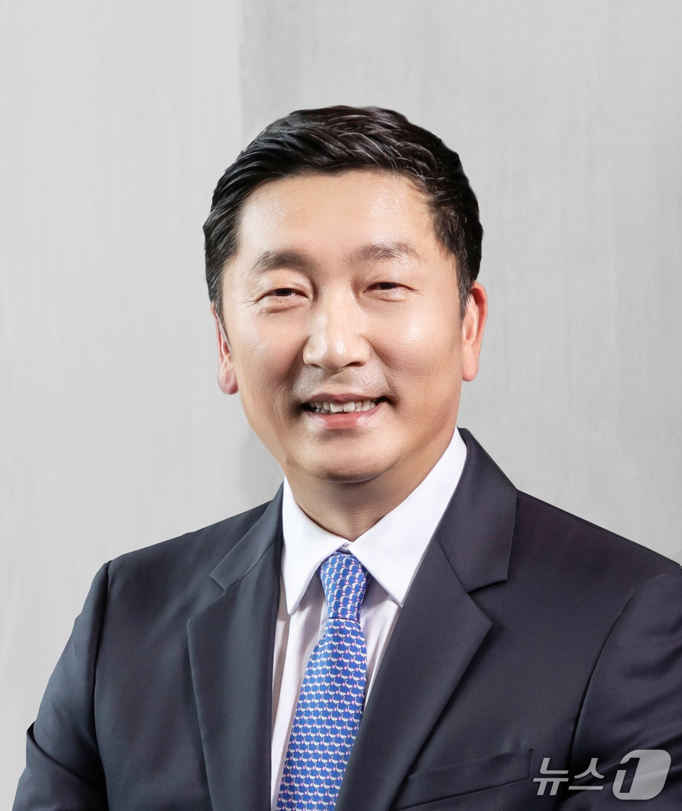 본문 이미지 -  SK온 사장에 선임 예정인 이용욱 SK실트론 대표이사 &#40;사진제공 = SK이노베이션&#41;