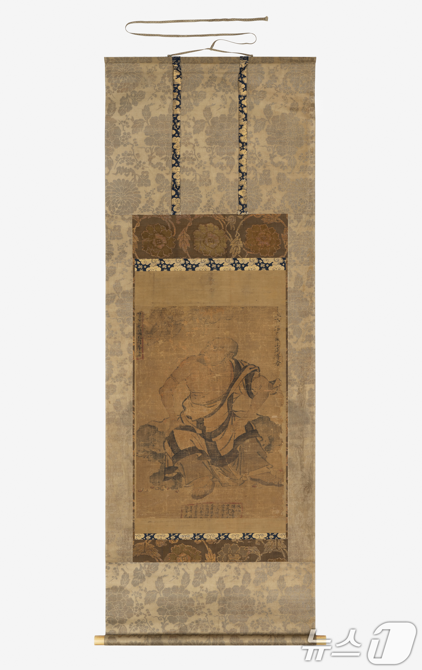 (서울=뉴스1) = 국가유산청은 30일 불교의 힘을 빌려 몽고의 침입이 끝나기를 기원하며 제작된 고려 오백나한도를 비롯해 세종 비암사 소조아미타여래좌상, 유항선생시집, 휴대용 앙부 …