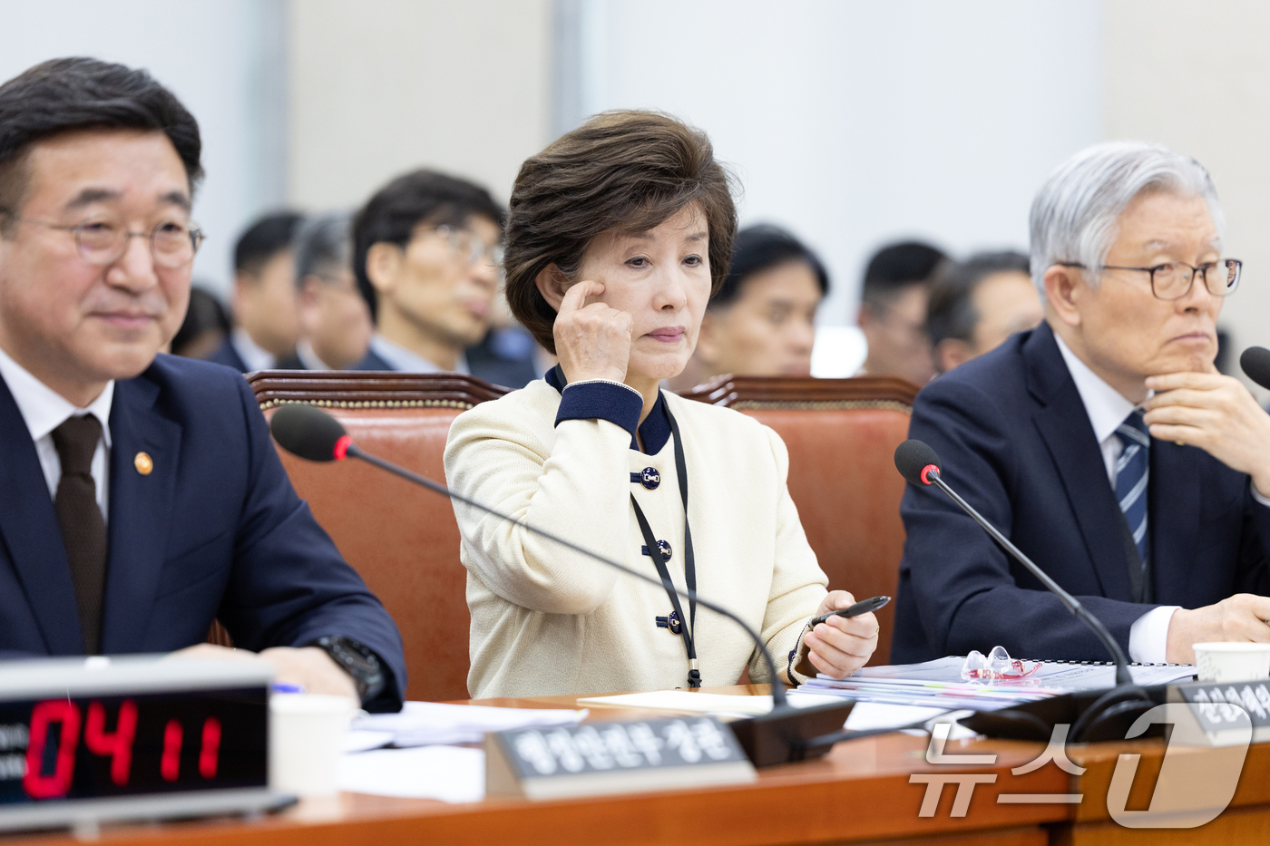 (서울=뉴스1) 이승배 기자 = 박선영 진실화해위원장이 30일 서울 여의도 국회에서 열린 행정안전위원회 행정안전부 등에 대한 국정감사에 출석해 있다. 2025.10.30/뉴스1