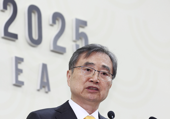 아직 40자리 채워야 하는데…'특임' 인선에 공백 길어진 공관장 인사