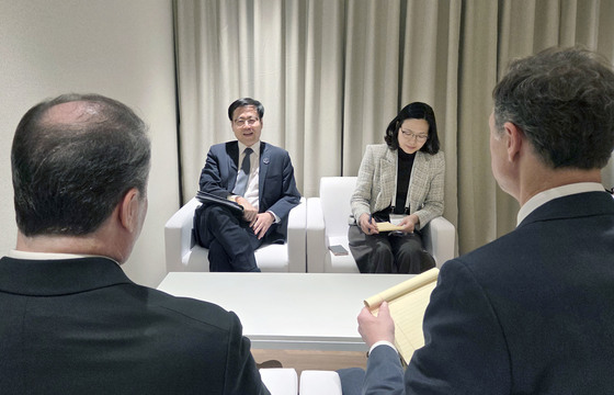 여한구, 美USTR 부대표 면담…車안전기준·디지털 등 비관세 이행 논의