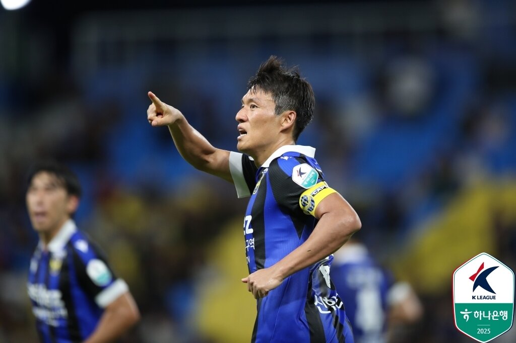 본문 이미지 - 이명주는 인천의 젊은 선수들이 1부리그에서도 통할 것이라고 자신했다. &#40;인천 제공&#41;