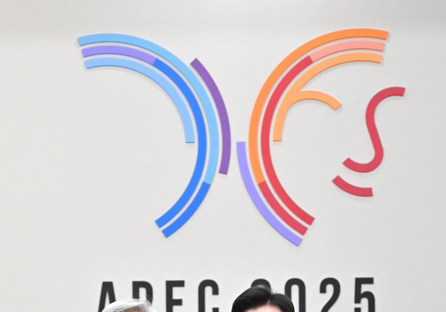 젠슨 황 만난 이재명 대통령