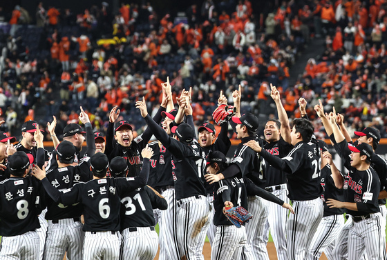 [뉴스1 PICK] 프로야구 LG, 2년 만에 한국시리즈 패권 탈환