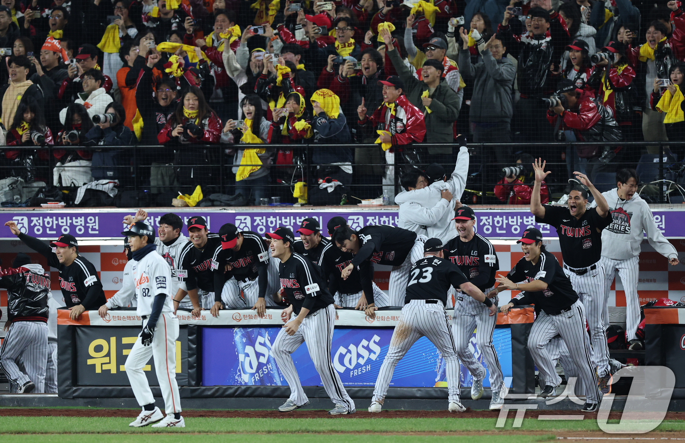 (대전=뉴스1) 김기태 기자 = 31일 대전 한화생명볼파크에서 열린 프로야구 2025 신한 SOL뱅크 KBO 포스트시즌 한국시리즈 5차전 LG 트윈스와 한화 이글스의 경기에서 승리 …