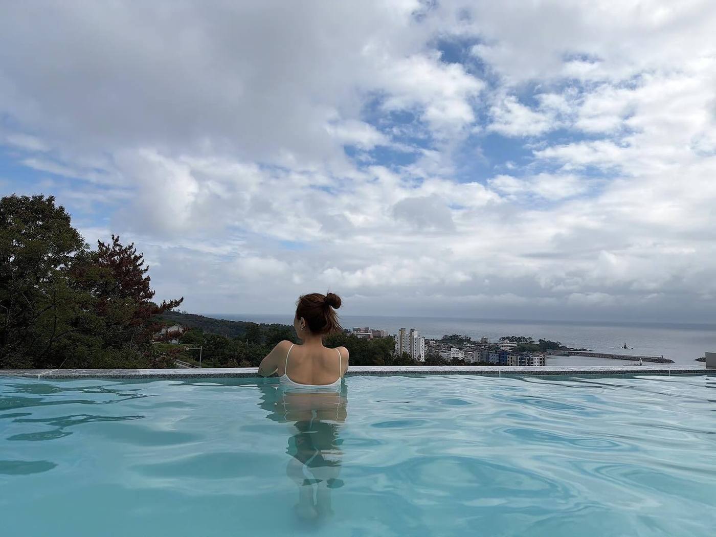 본문 이미지 - 사진=신지 인스타그램 갈무리