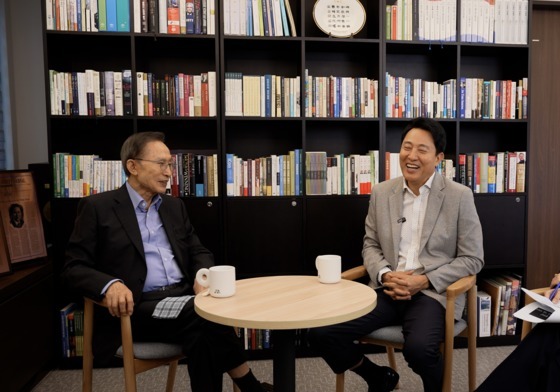 이명박 "청계천 아름답게 만든 사람이 오세훈…잘 부탁한다"