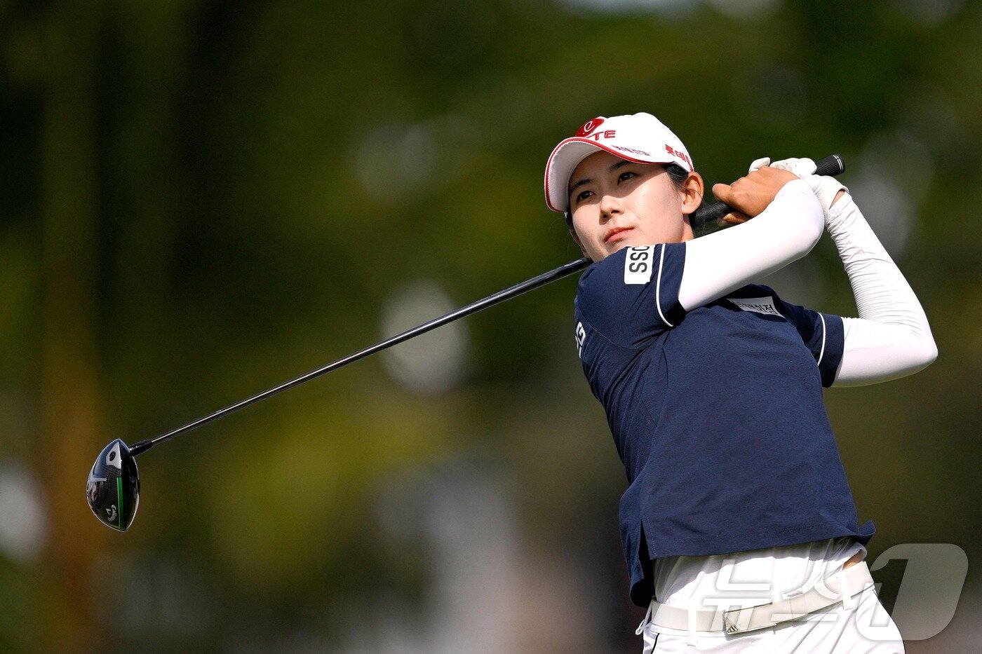 본문 이미지 - 황유민이 5일&#40;한국시간&#41; 롯데 챔피언십 우승으로 LPGA 투어 직행 티켓을 획득했다. ⓒ AFP=뉴스1