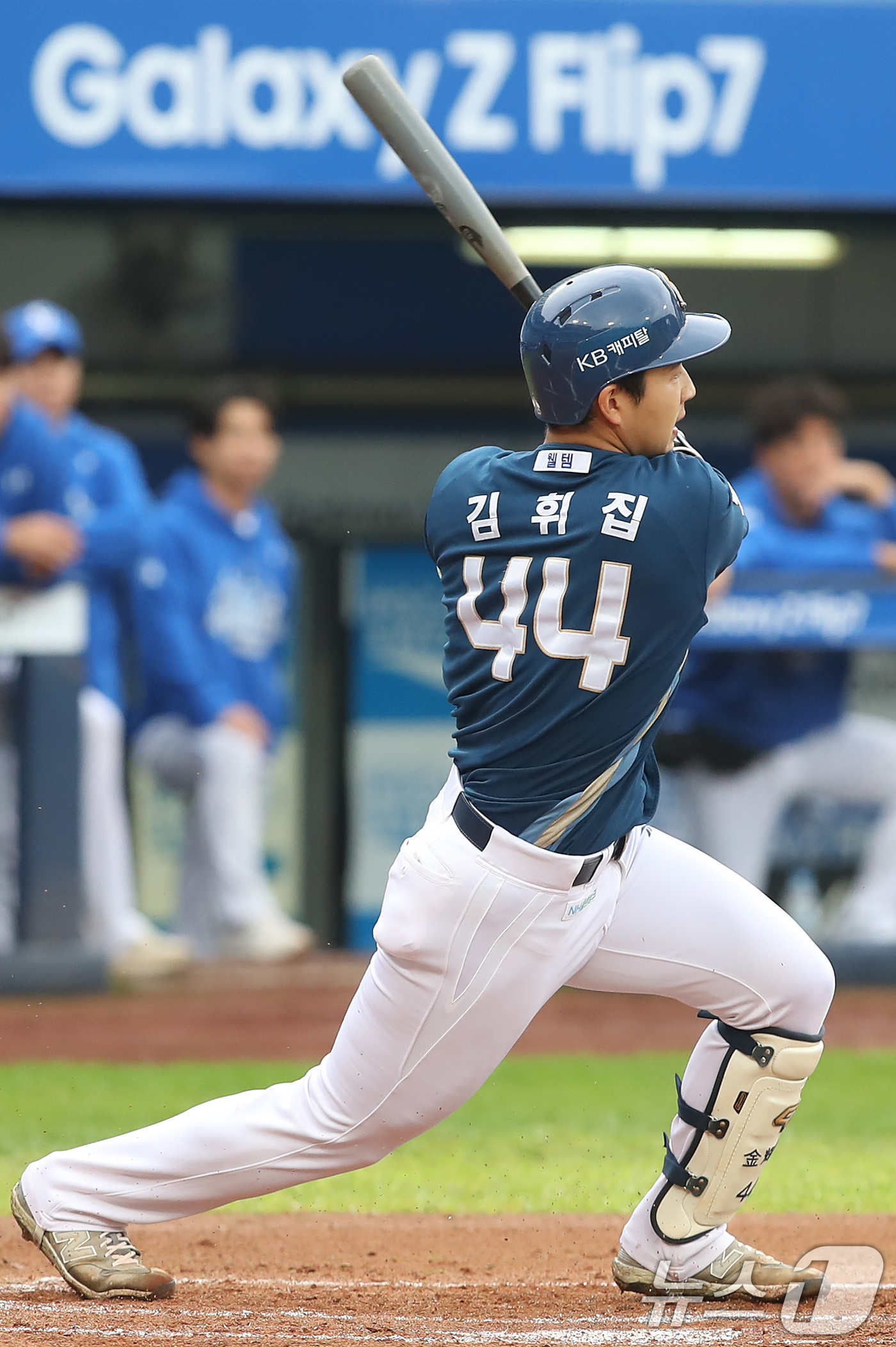 (대구=뉴스1) 공정식 기자 = 6일 오후 대구 삼성라이온즈파크에서 열린 프로야구 2025 신한 SOL뱅크 KBO 와일드카드 결정전 1차전, 삼성 라이온즈와 NC 다이노스의 경기 …