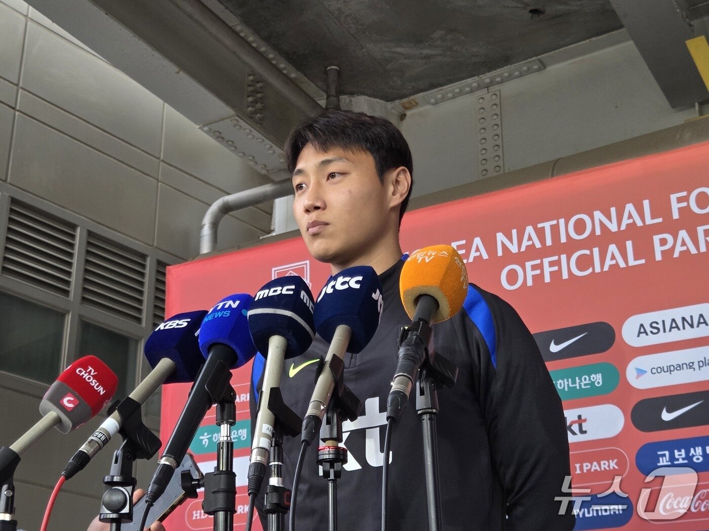 본문 이미지 - 브라질전을 앞두고 인터뷰에 나선 백승호 ⓒ News1 안영준 기자